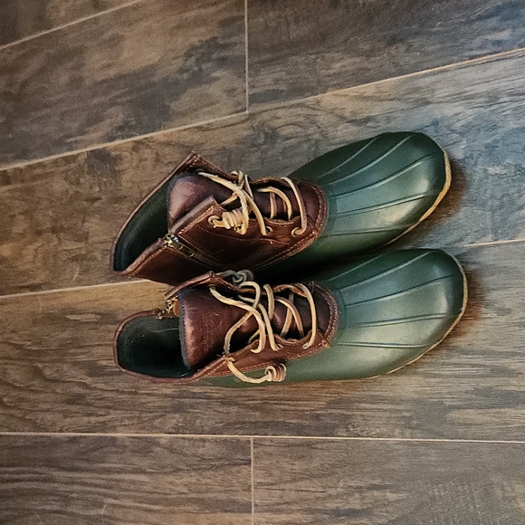 Sperry 7.5 Boots - Picture 1 of 5